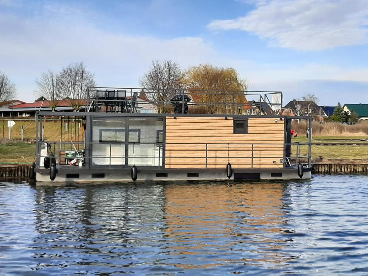 Hausboote Unteres Odertal Hausboot Seeadler Schwedt Exterior photo